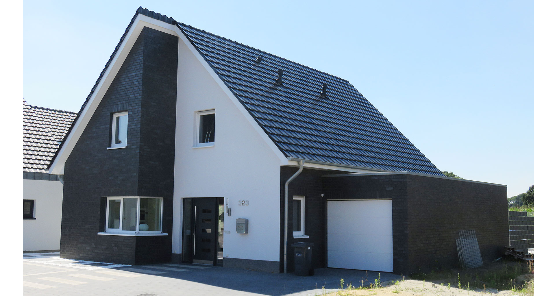 Einfamilienhaus Front mit Eingang in Grafschaft Bentheim Nordhorn 2016
