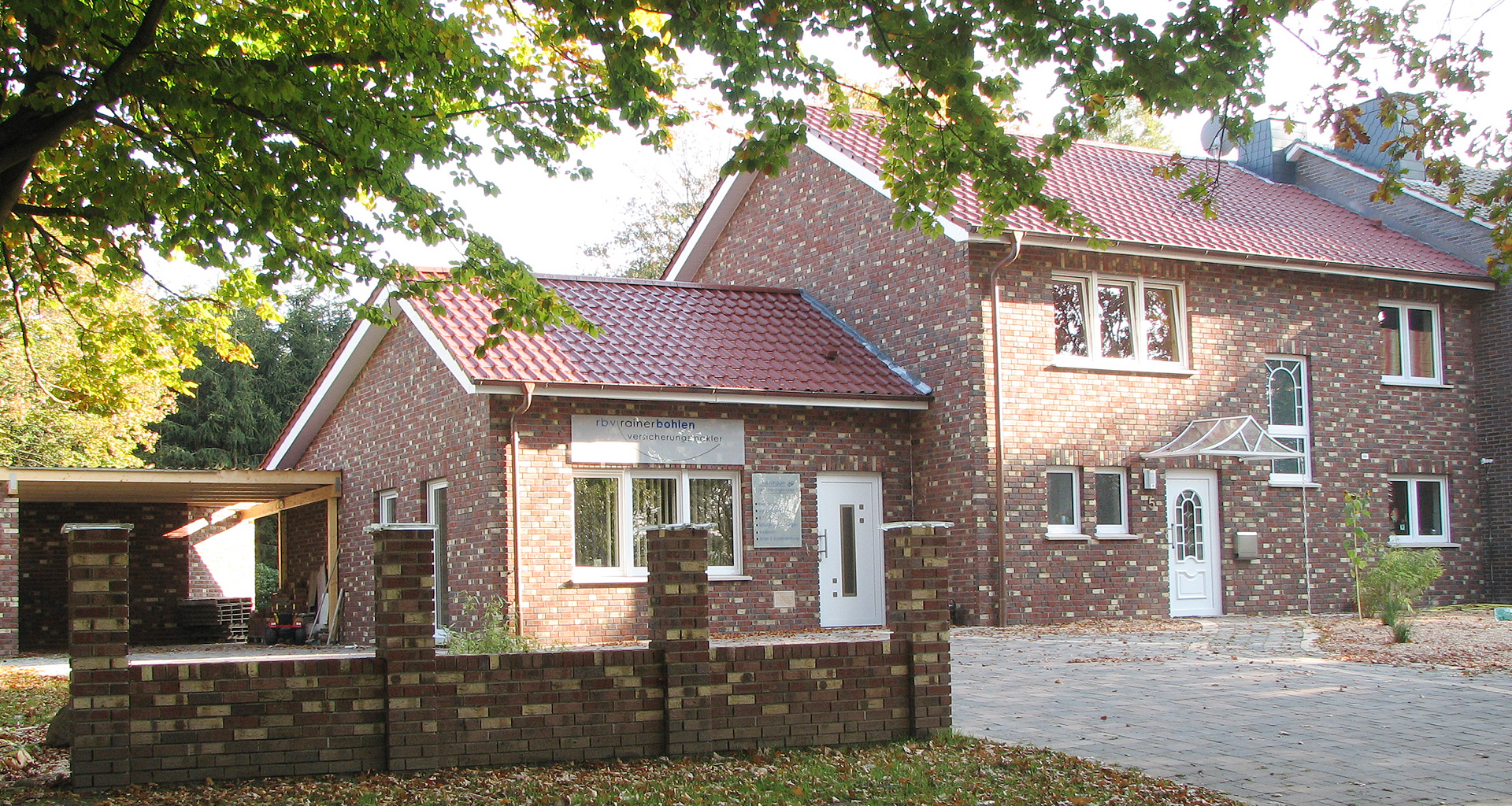 Anbau Bürotrakt Meppen-Groß-Fullen Front von der Staße aus