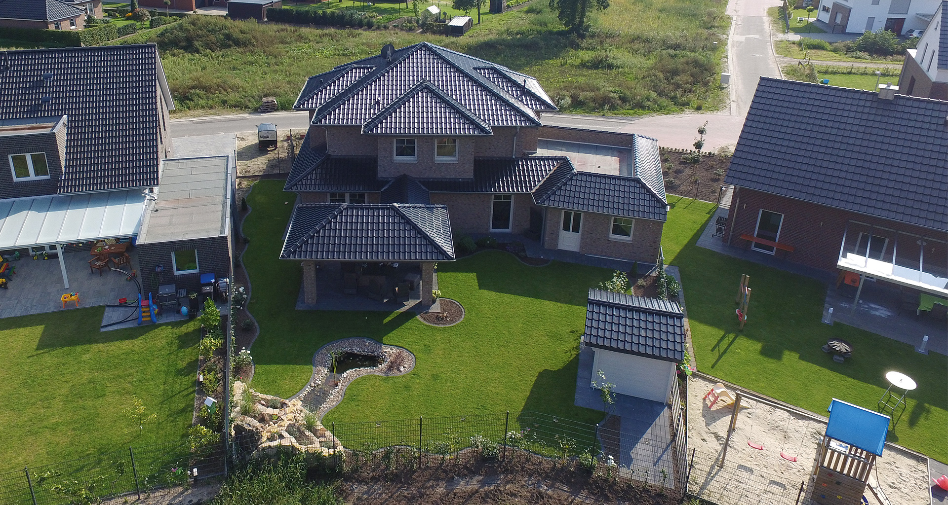 Landhaus in Nordhorn Rückseite Luftperspektive