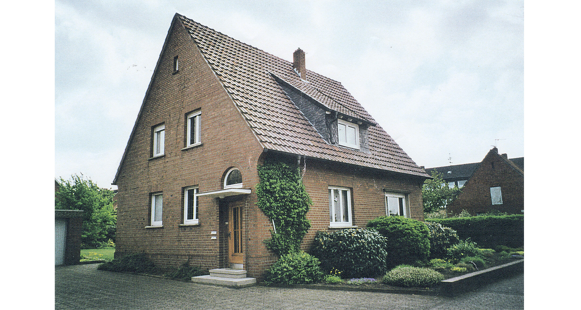 Unsanierung Wohnhaus Rheine-Mesum Nordrhein Westfalen Front Eingang